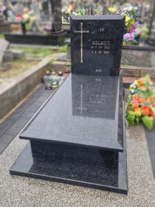 , Nagrobki pojedyncze, https://stolarczyk-kamieniarstwo.pl/