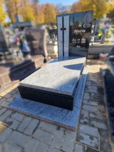 , Nagrobki pojedyncze, https://stolarczyk-kamieniarstwo.pl/