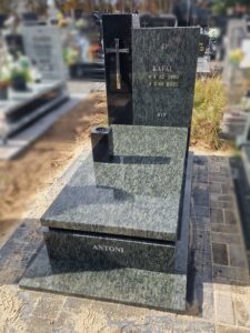 , Nagrobki pojedyncze, https://stolarczyk-kamieniarstwo.pl/